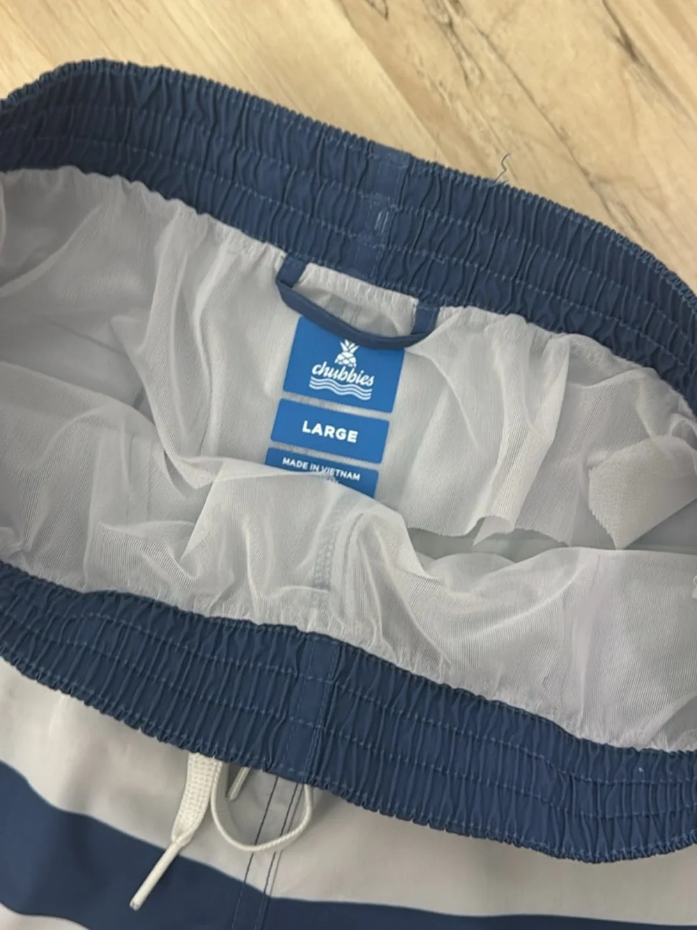Chubbies 4” swim shorts size Large